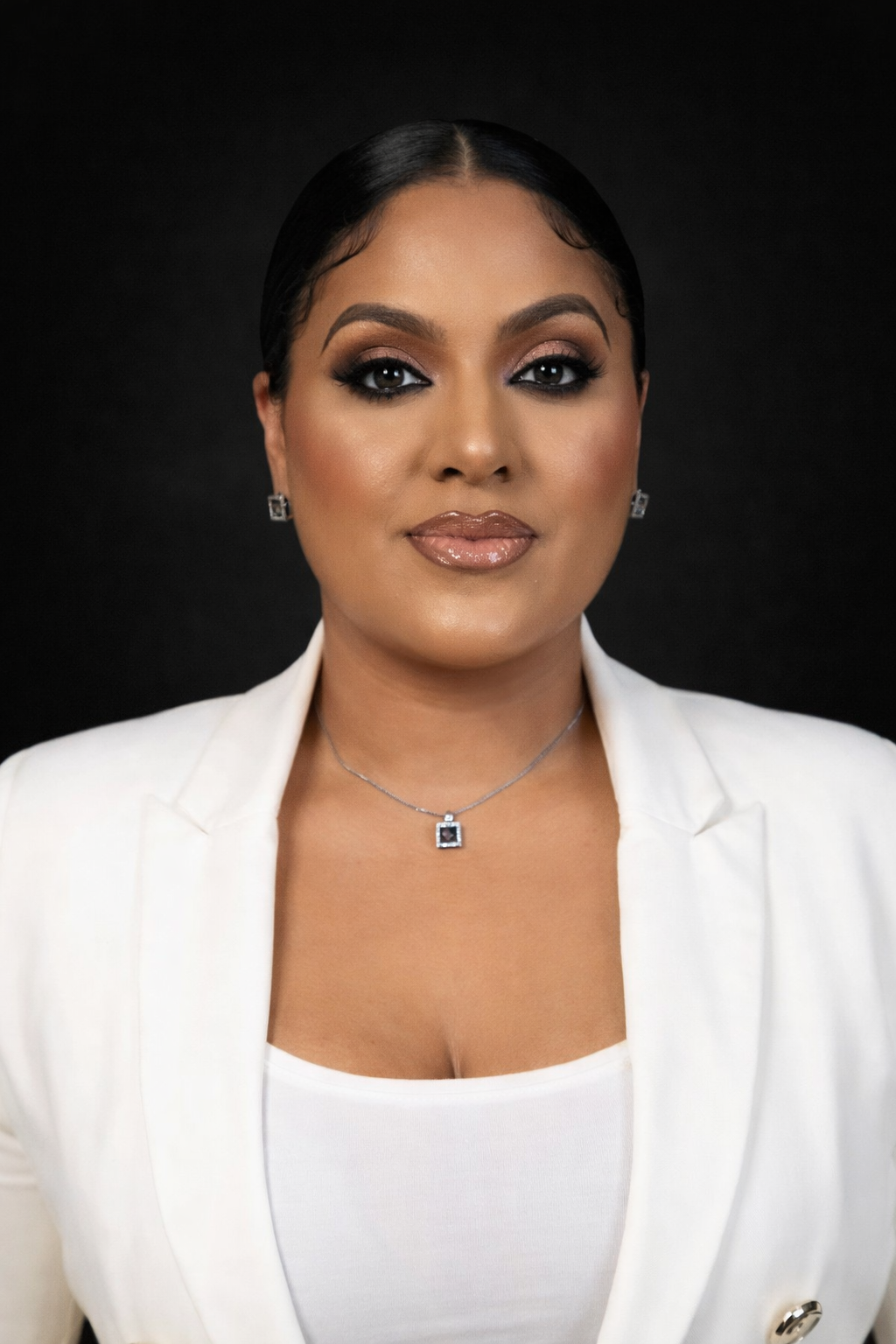 Melanie Ayoola, ED